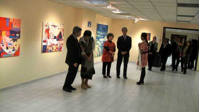 ドクトル：サルモン･　祥子・　黒沼ユリ子さん・　公使・　思乃さん